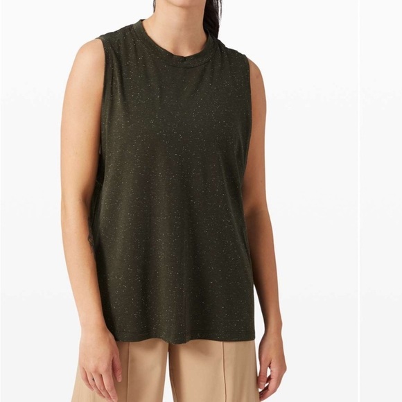 LULULEMON All Yours Boyfriend Tank
Dark Olive / White - Picture 2 of 4